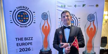 Д-р Небојша Баткоски прогласен за WORLD BUSINESS LEADER на THE BIZZ Awards 2026