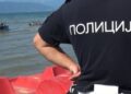 Скокнал по веслата и не излегол од водата – голема потрага по рибар во Преспанското Езеро