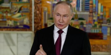 (ВИДЕО) Путин испрати предупредување до Европа: „Оставете нè да живееме мирно, инаку ќе реагираме“