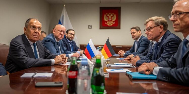 Лавров и Вадефул разговараа во Њујорк: Прва средба на шефовите на дипломатиите на Русија и Германија од 2022 година