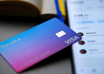Revolut измамен со лажно владино барање: Откриени чувствителни податоци на клиенти