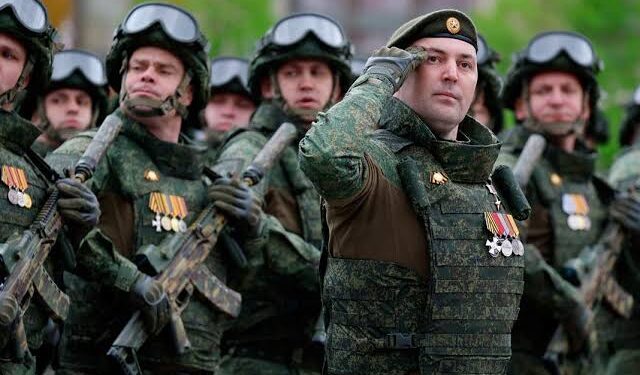 (ВИДЕО) Русија регрутира и странци за војната: Кинези ги привлекуваат со високи плати, други со лажни ветувања за работа