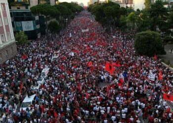 (ВИДЕО) „Албанија не е на продажба“: Утре голем национален протест по 100 дена отпор против проектот поврзан со Кушнер