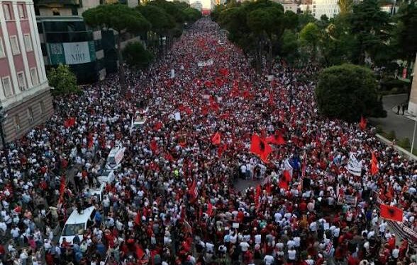 (ВИДЕО) „Албанија не е на продажба“: Утре голем национален протест по 100 дена отпор против проектот поврзан со Кушнер