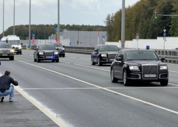 Виткоф и Кушнер пристигнаа во Москва: Путин ќе ги прими во Кремљ, но Русија не отстапува од своите услови – утре одат кај Зеленски