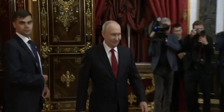 (ВИДЕО) Путин ги прими Виткоф и Кушнер во Кремљ: Нов американски обид за договор за Украина