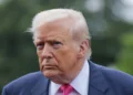 Трамп побара Зеленски да ги запре нападите врз руската нафтена инфраструктура: „Недостигот на дизел му штети на светот“