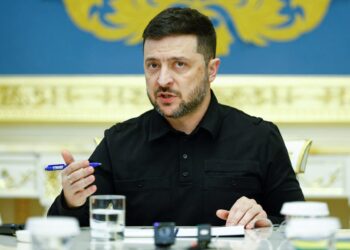 Зеленски подготвен да ја замрзне војната, но со црвена линија: Окупираните територии нема да ги признае за руски