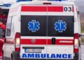 Двајца 14-годишници тешко повредени во судир на три автомобили во Гостивар